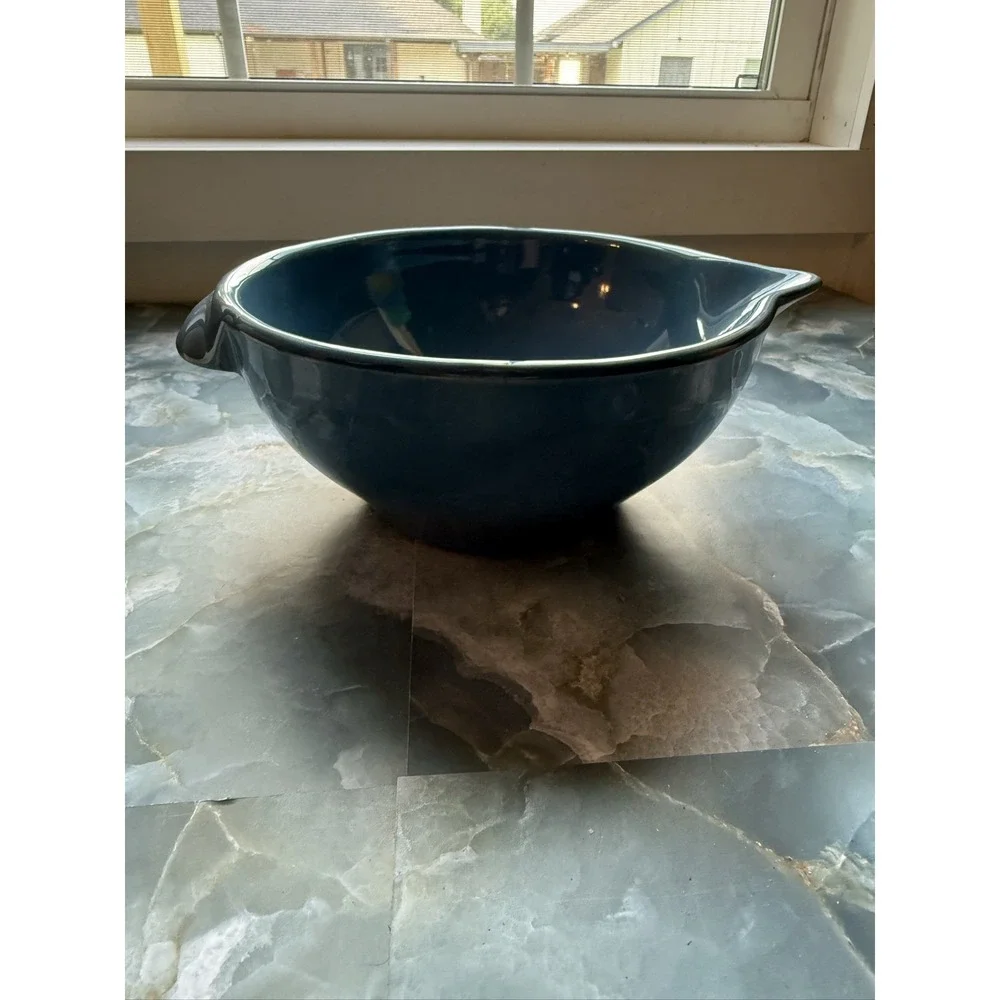 Vintage McCoy USA Blue Batter Bowl Mixing Bowl Spout Handle Pottery Farmhouse